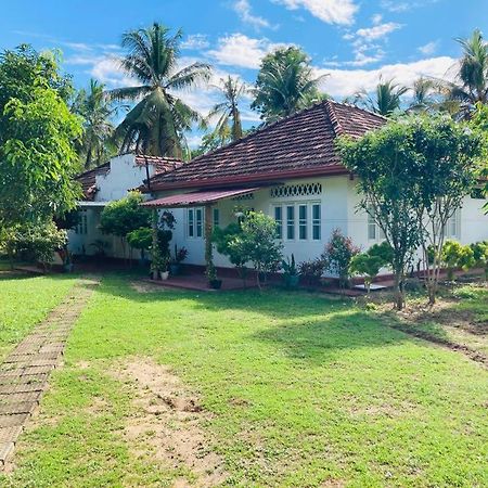 Glorious Villa Tangalle Exterior photo