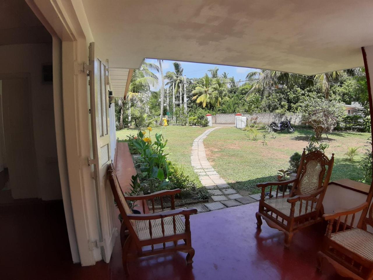 Glorious Villa Tangalle Exterior photo